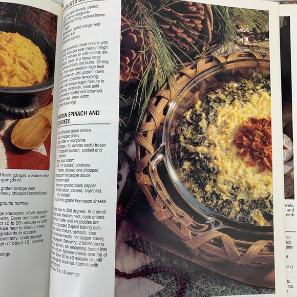 Spirit of Christmas Ser.: The Spirit of Christmas by Leisure Arts Staff... - Picture 3 of 3